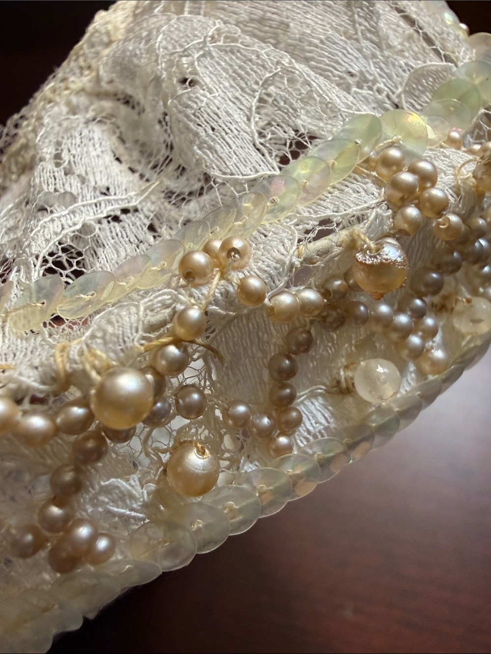 50’s Ivory Lace Bridal Headband with Faux Pearls & Sequins - Picture 12 of 13